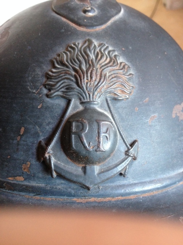 Photothèque : le casque Adrian de l'infanterie coloniale  2163