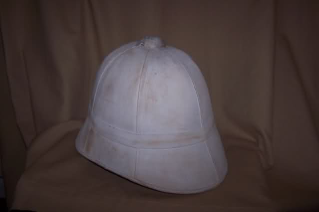 Le casque colonial modèle 1886  493
