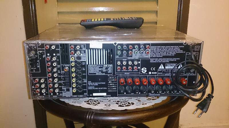 Denon AV Amplifier AVR2105 (Used) Dsc_0611