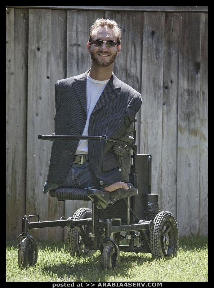 شاب تحدي المستحيل    هذا الشاب وإسمه نيك فوجيك ،، ولد بدون يدين ورجلين   ولكنه تحدي إعاقته وأصبح رجلآ قاهرآ للمستحيل     61645910