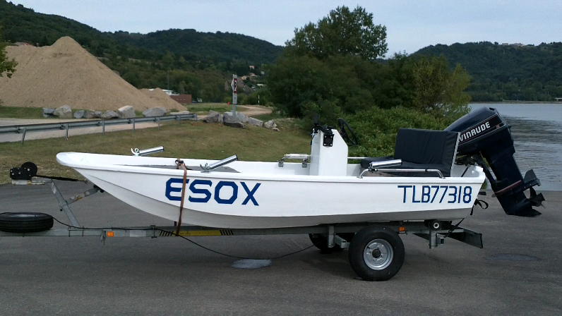 Boston whaler 40cv 10-21-10