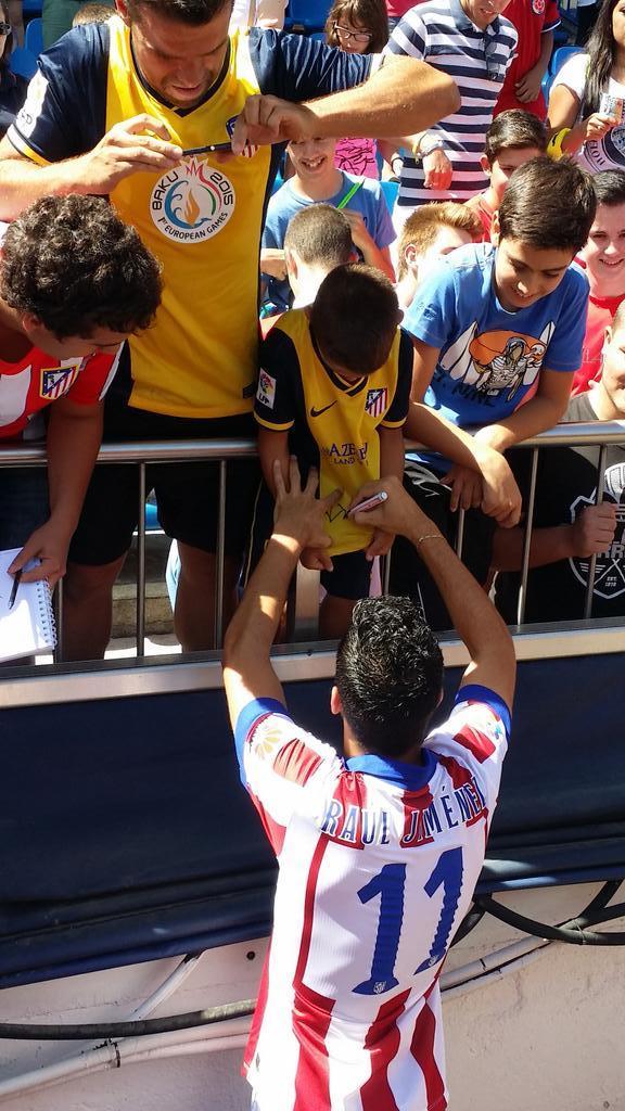 Raúl Jiménez fue presentado con el Atlético de Madrid Img_2012