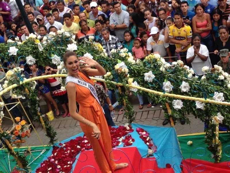  ♔ María Gabriela Isler (Molly) - Miss Universe 2013 Official Thread- (Venezuela) ♔ - Page 16 10308810