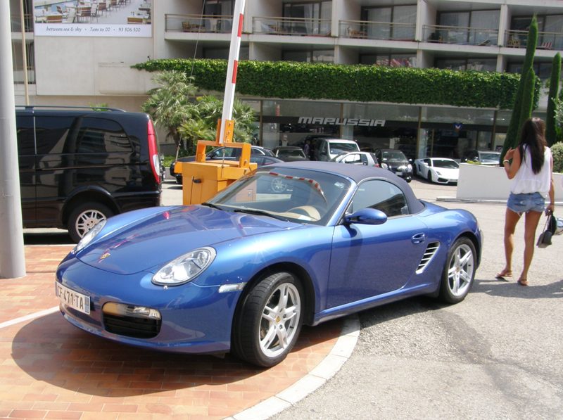 Un trip à Monte-Carlo, salon de l'auto permanent... P8210016