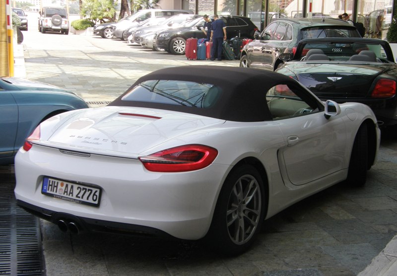 Un trip à Monte-Carlo, salon de l'auto permanent... P8210136