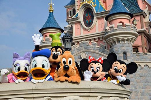 Photos publiées sur Facebook par Disneyland® Paris - Page 3 10518611