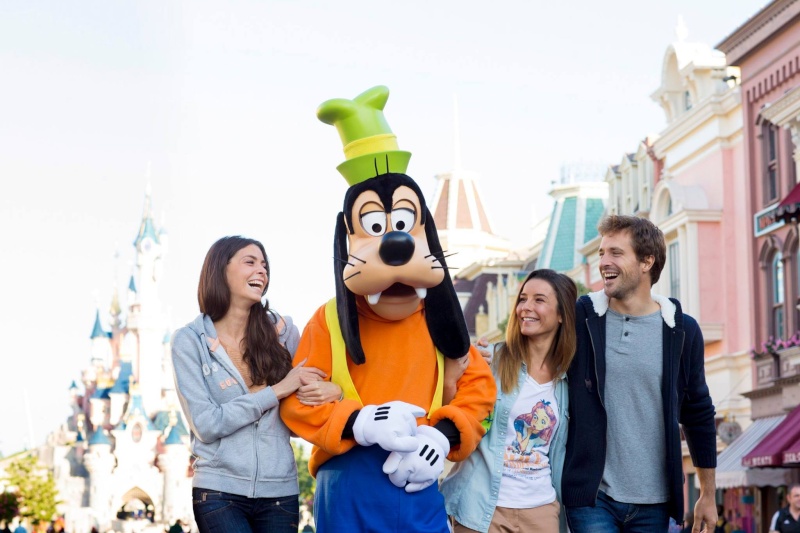 Photos publiées sur Facebook par Disneyland® Paris - Page 4 10575211