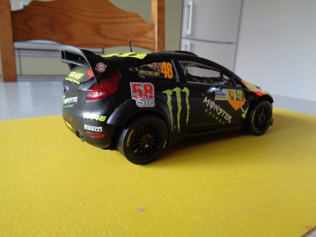 ford fiesta rossi monza 2011 kit belkit 1.24 +décal bs montage terminé 18238112