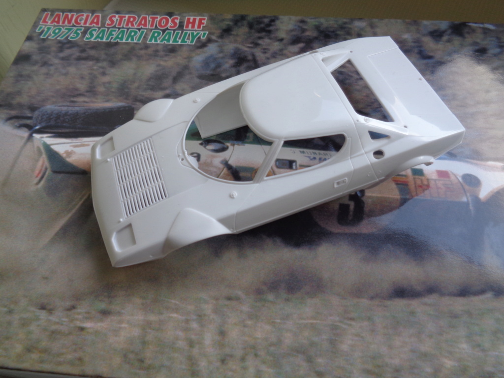 lancia stratos hf rally safari 1975 kit hasegawa 1.24 Dsc00439
