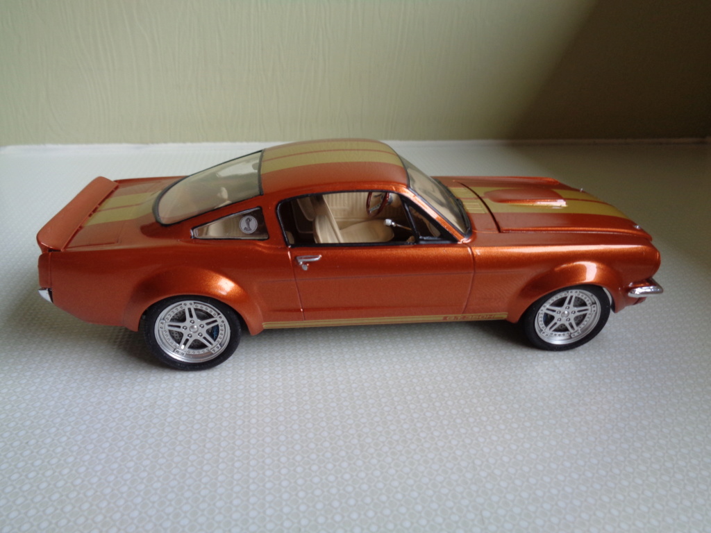 ford mustang gt350h kit revell 1.25 Dsc00652