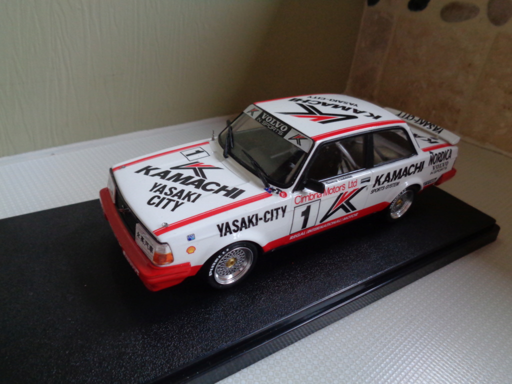 volvo 240 turbo macau race winner 1986 kit beemax 1.24 montage terminé Dsc01022