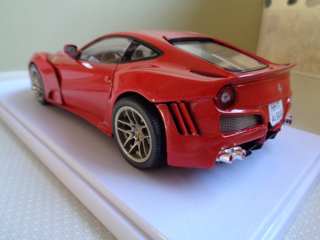 ferrari novitec n-largo s kit fujimi 1.24+transkit c1 montage terminé Dsc01228