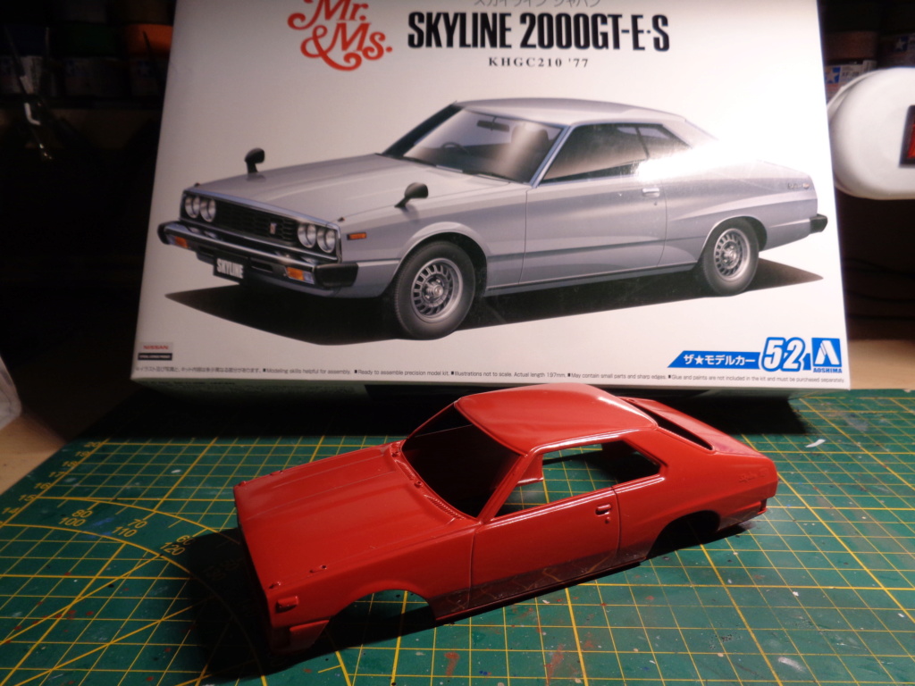 nissan skyline 2000gt-e-s 1977 kit aoshima 1.24 montage terminé Dsc01917