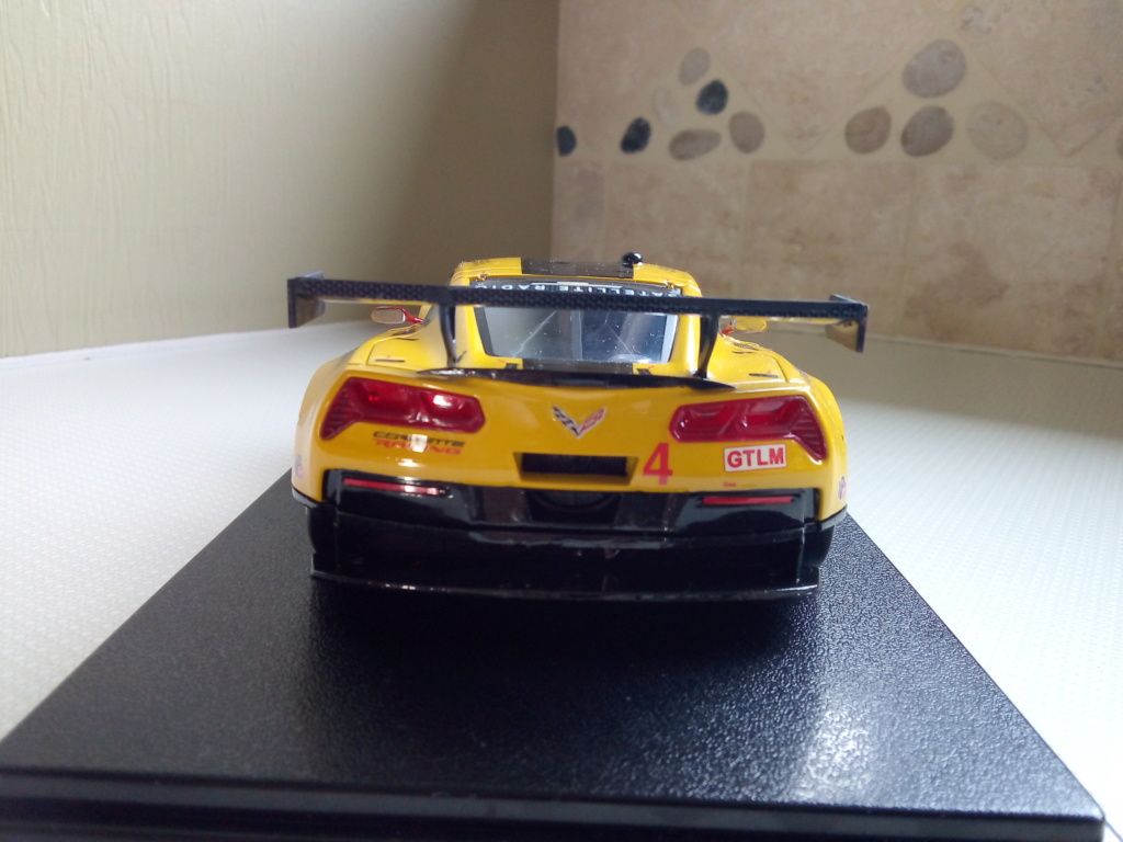 Corvette c7r le mans 2016 kit revell 1.25 montage terminé Img_2297