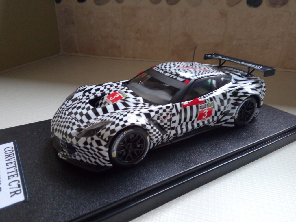 corvette c7r test mule 2014 kit revell 1.25