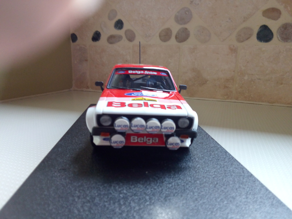 ford escort mk2 rally du condroz 1983 kit italeri 1.24 Img_2443