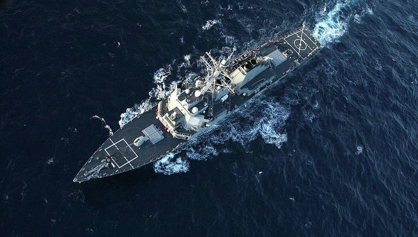 Qu’est-ce qui a tant effrayé l’USS Donald Cook en Mer Noire  Uss_110