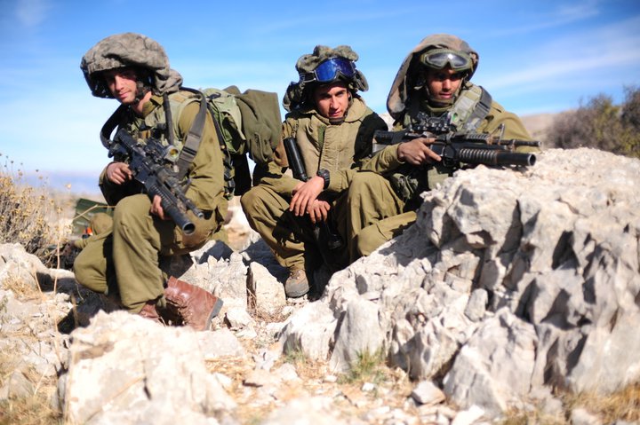Armée Israélienne / Israel Defense Forces (IDF) - Page 10 35601_10
