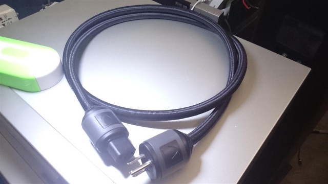 PS Audio Jewel power cord (sold) Dsc_0031