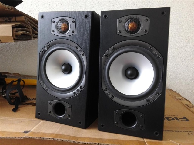 Monitor Audio Bronze B2 standmount speakers (sold) Img_2015