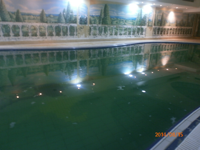 اعادة تاهيل حمامات سباحة مغلقة سعة 50-500 متر مكعب P8150024