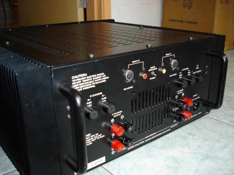 Champ Audio C-2300 Stereo Power Amp (Sold) Dsc03911