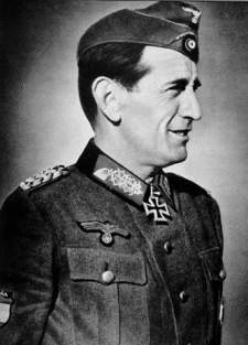 27 janvier 1896 : naissance du Général Agustín Muñoz Grandes. Agusti10