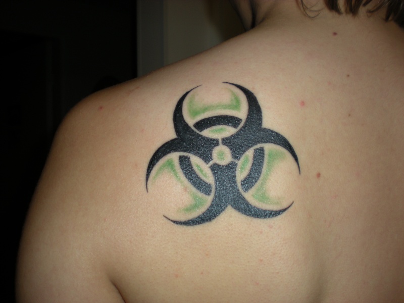 Resident Evil Tattoos - Page 6 Gfd_0010