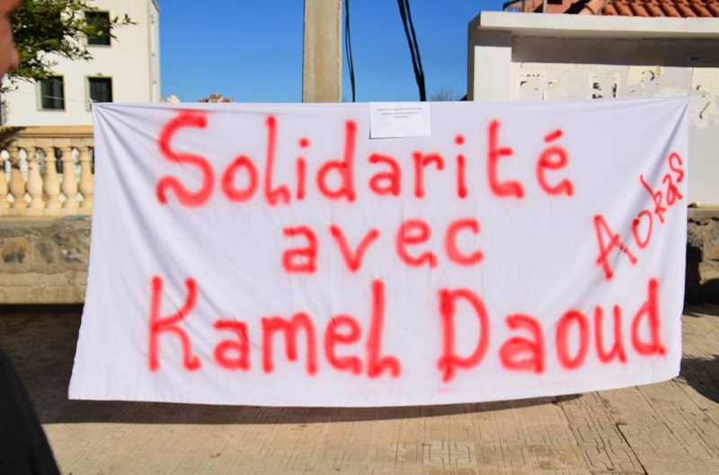 Rassemblement de solidarité avec Kamel Daoud à Aokas mardi 23 decembre 2014 1115