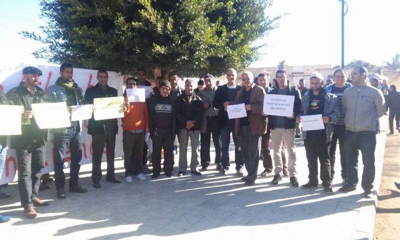 Rassemblement de solidarité avec Kamel Daoud à Aokas mardi 23 decembre 2014 1122