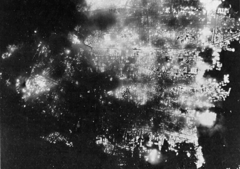 Bombardements incendiaires Japon 1945 Tokyo_10
