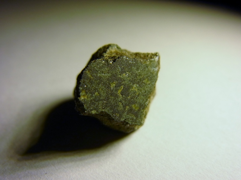 petite pierre a identifier Meteor17