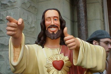 Etats-Unis: Un ado mimant une fellation avec une statue de Jésus risque deux ans de prison Dogma_10