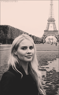 Claire Holt - Page 2 2014ho13