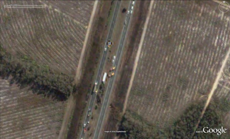 Les accidents de la route sous l'oeil de Google Earth - Page 2 Cam210