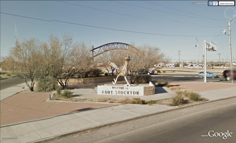 STREET VIEW : Road runner fort Stockton Texas USA Road10