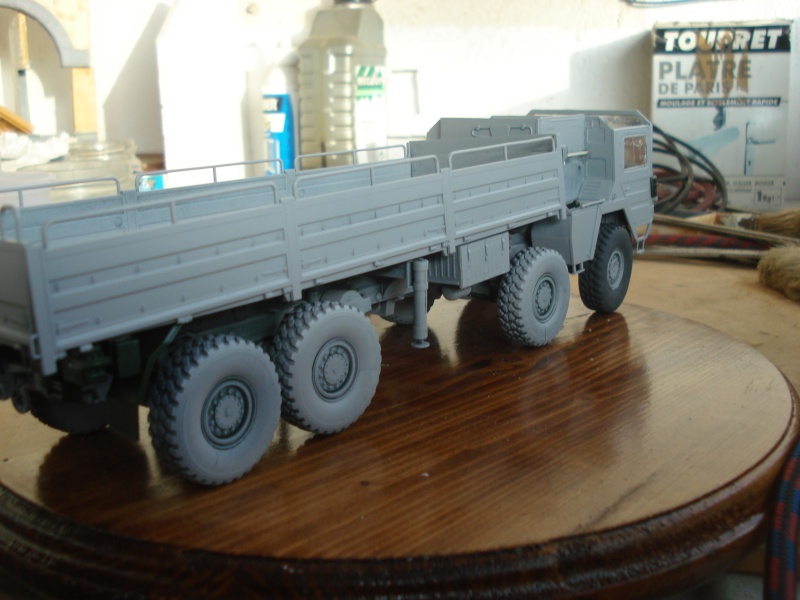 camion MAN 1/35 MARQUE REVELL Dsc08317