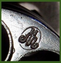 Identification de marquages sur un revolver. M10