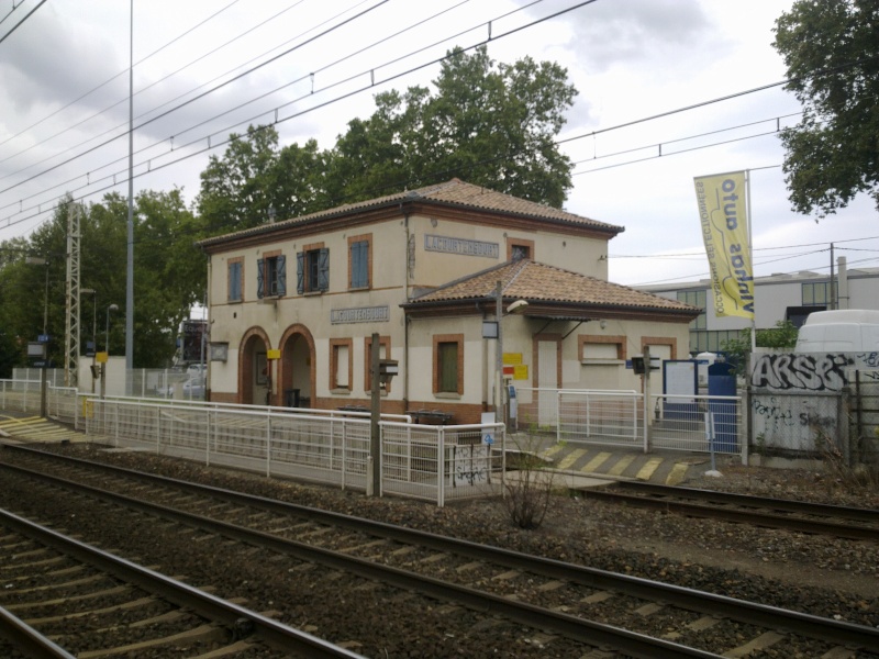 Pk 249,8 : Gare de Lacourtensourt (31) 19072020