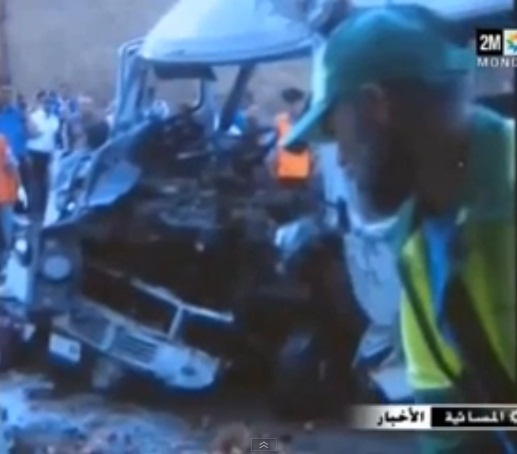 سيارة النقل المزدوج تأدي 4 قتلى و 18 جريح بمدينة تطوان 43uxiz10