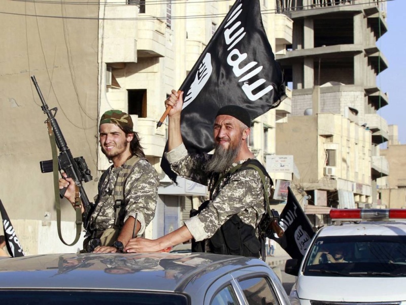 احتفالات في شوارع سوريا والعراق إعلانهم عن "الخلافة" الإسلامية Iraq-810
