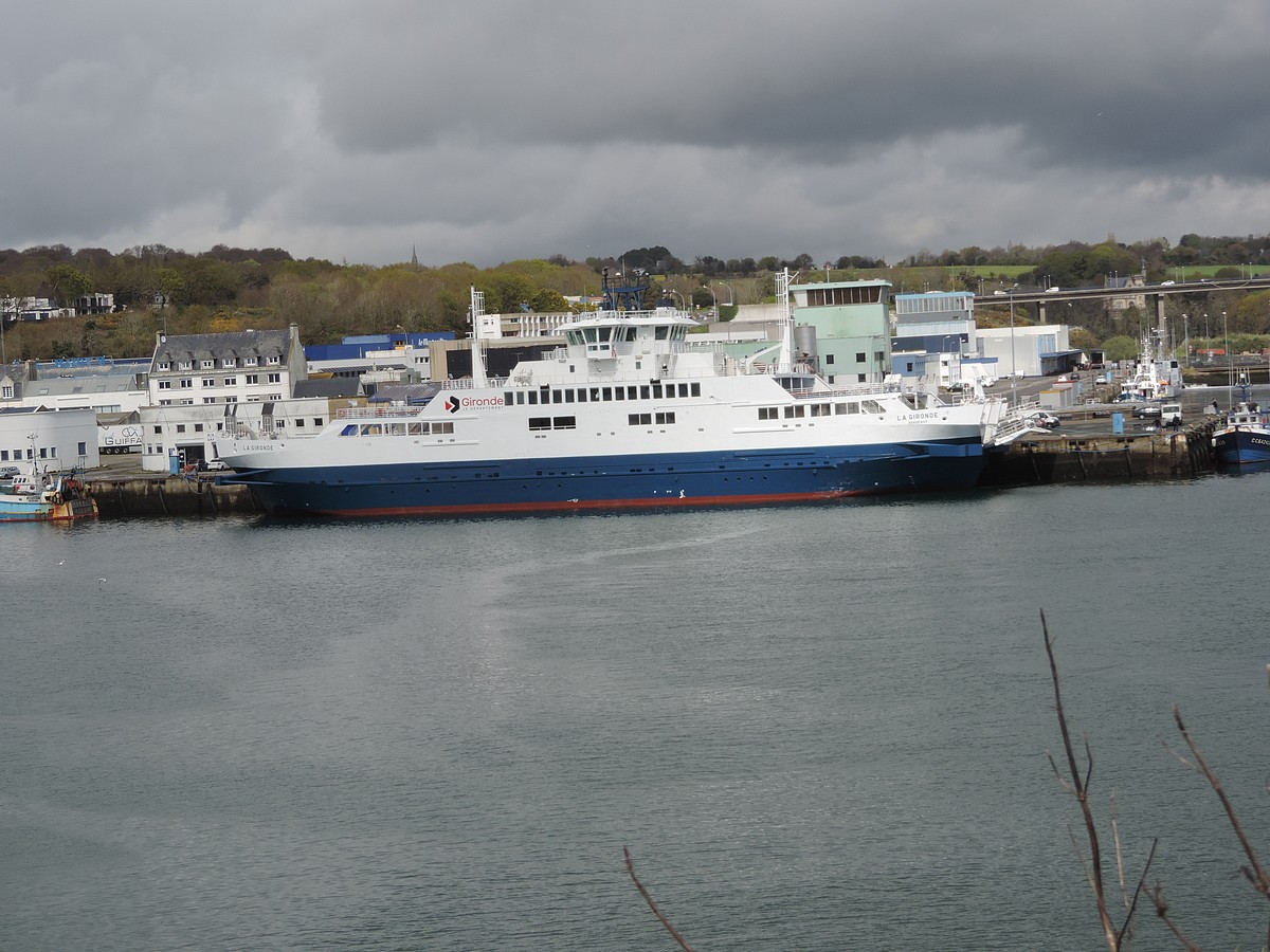 [Vie des ports] LE PORT DE CONCARNEAU - Volume 006 - Page 14 20190441