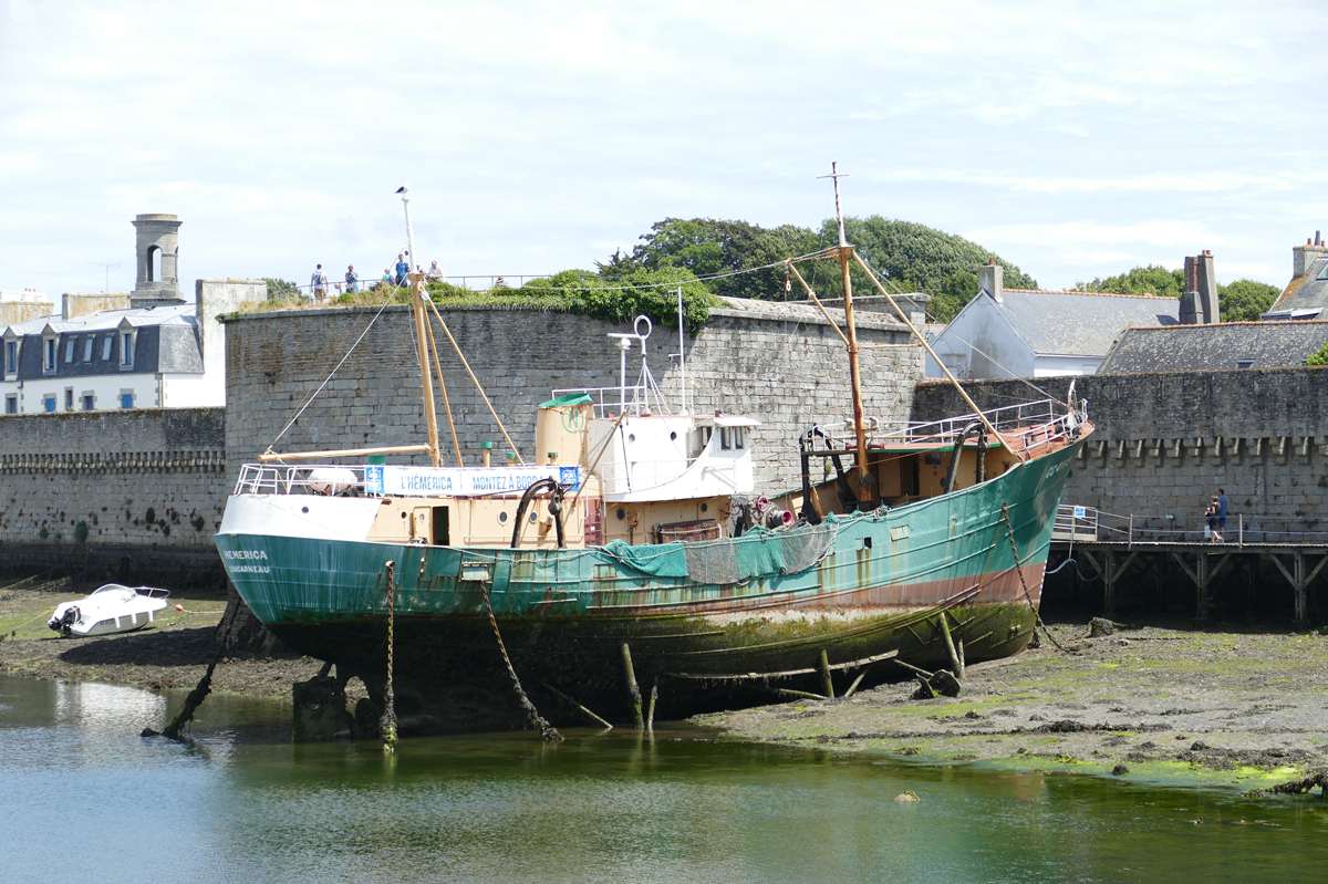 [Vie des ports] LE PORT DE CONCARNEAU - Volume 006 - Page 24 P4180090