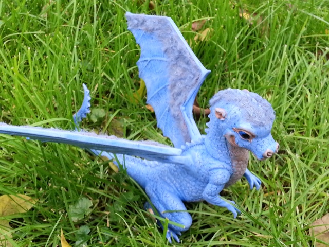 Saphira aus "Eragon-Vermächtnis der Drachenreiter" 1:1 Livesize - Seite 2 20141704