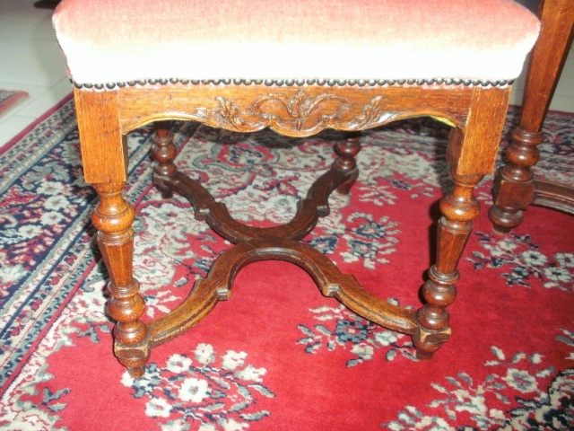 Ancienne table et chaise à identifier S.V.P Malmed27