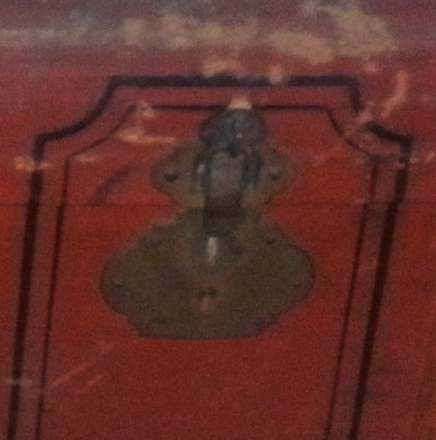 Ancien coffre ou malle Nandri13