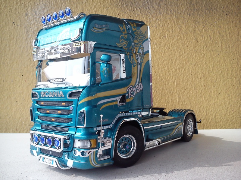 Italeri Scania "Imperial" Dsc_0210
