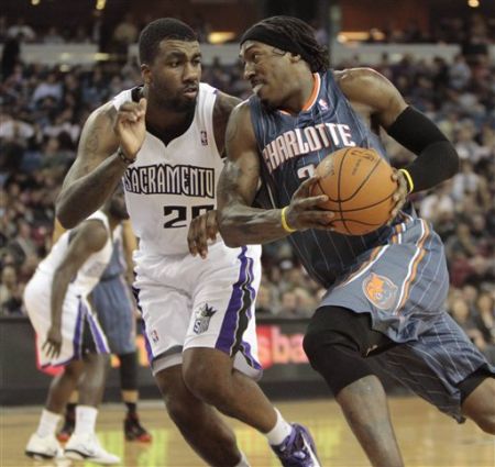 Bobcats 94, Kings 89; Jackson y Brown conducen a Charlotte Ieb00110