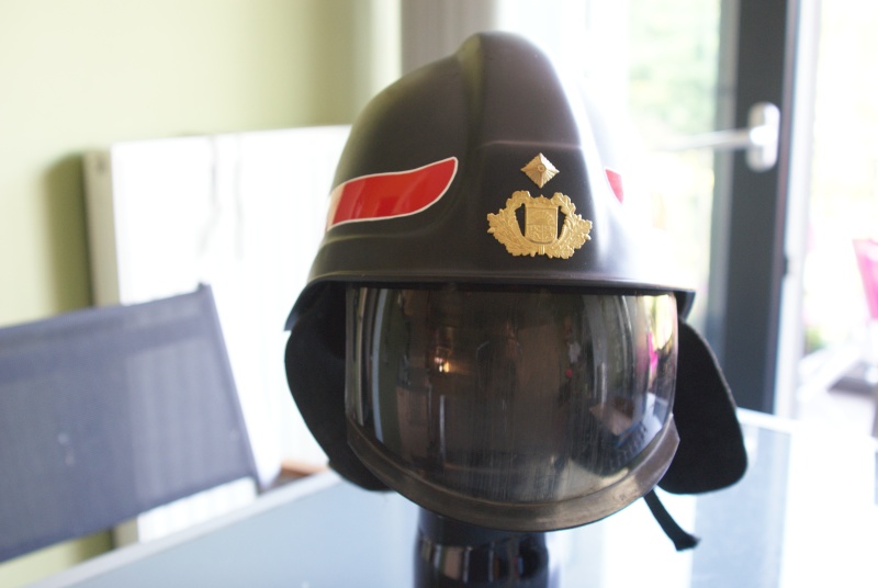 casque de pompiers latvia(lettonie) et russe  Dsc05723