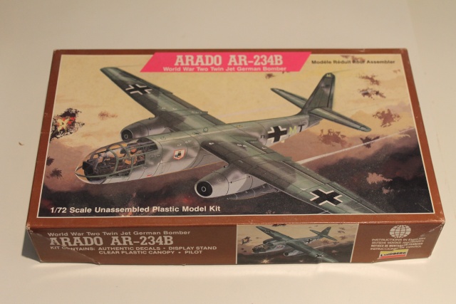 [Lindberg] Arado 234 B diorama "dernier briefing"   Img_4510